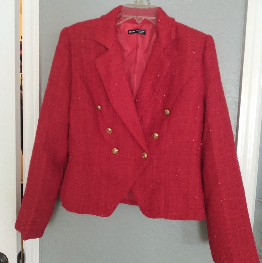 Elegant Red Blazer for Women - Picture 6 of 8